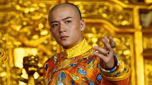 Giáo sĩ người Đức nào đã giúp Khang Hi “lật ngược thế cờ”, bước lên ngai vàng?