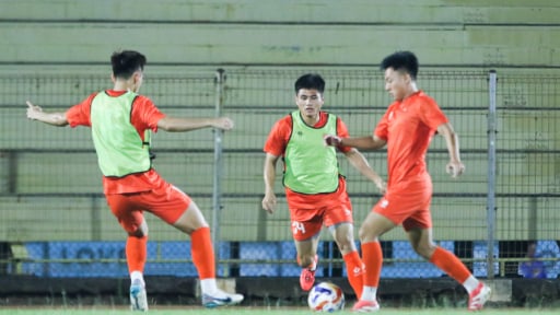 Tiền vệ Nguyễn Phi Hoàng của U23 Việt Nam đánh giá thế nào Viktor Lê?