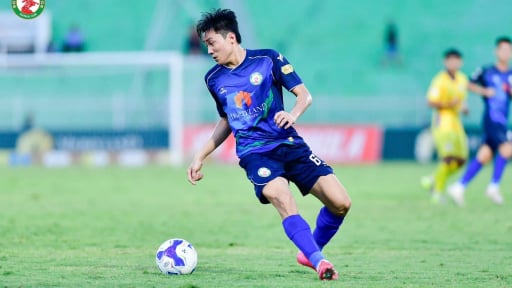 SHB Đà Nẵng chiêu mộ cựu tiền đạo U23 Việt Nam từ Bình Định?