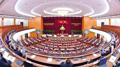 Thông báo Hội nghị lần thứ 12 Ban Chấp hành Trung ương Đảng khóa XIII 