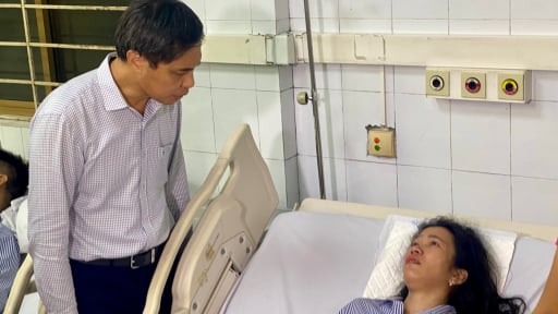 Tám người trong tổng số 10 nạn nhân vụ lật tàu du lịch trên Vịnh Hạ Long đang nhận điều trị và chăm sóc tốt nhất