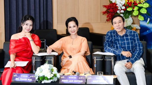 Vợ chồng Nghệ sĩ Nhân dân Lan Hương, Nghệ sĩ Ưu tú Đỗ Kỷ cùng ngồi “ghế nóng”