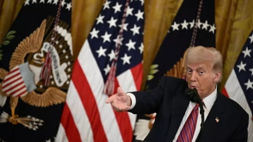 Ông Trump cảnh báo gay gắt với Tehran sau lời thú nhận bất ngờ của Ngoại trưởng Iran