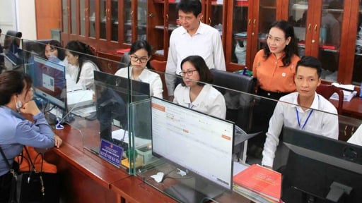 Cả nước có hơn 74.200 cán bộ, công chức nghỉ việc được nhận tiền trợ cấp sau sắp xếp