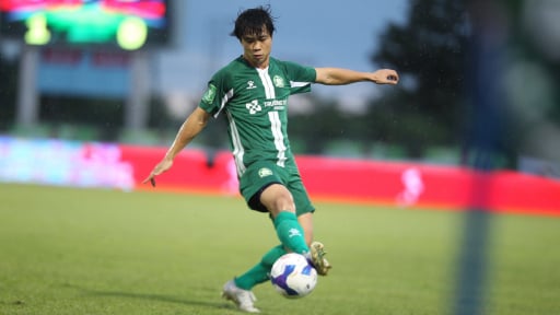 Công Phượng trở lại V.League khi VFF trao đặc cách cho Trường Tươi Bình Phước?