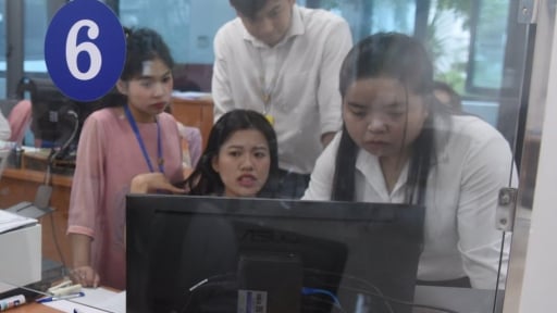 Cán bộ, công chức, viên chức xã phường ở Hà Nội được 'cầm tay chỉ việc' trong 45 ngày học chuyển đổi số