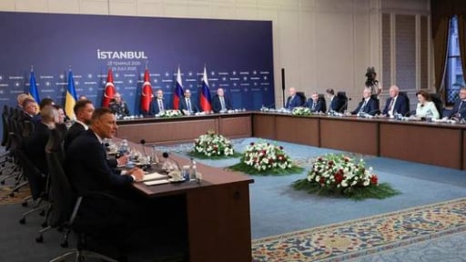 Nga - Ukraine đạt thỏa thuận để ông Putin và ông Zelensky gặp nhau