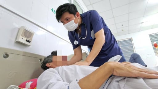 Liên tiếp 2 trường hợp mắc liên cầu lợn, biến chứng nặng nề viêm màng não, mất thính lực 