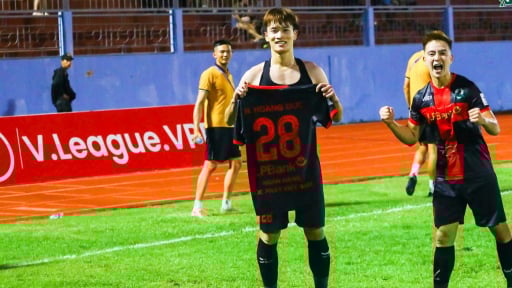 Đội hình CLB Ninh Bình “bá đạo” ra sao sau khi liên tiếp “nổ bom tấn”?
