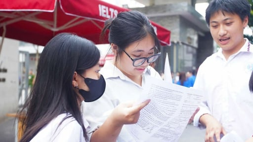 Công cụ quy đổi điểm 2025 của hàng chục trường đại học