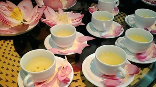 Ký ức Hà Nội: Trà sen Hồ Tây, nghệ thuật và phẩm chất của người Hà Nội xưa