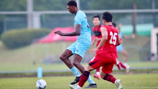 Tiền đạo cao 2m06 lại ghi bàn, Thép xanh Nam Định thắng CLB 6 lần vô địch K.League