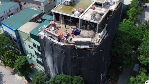 Sau chỉ đạo của Chủ tịch Hà Nội, phường Thanh Liệt vẫn để “công trình vi phạm” thi công tấp nập