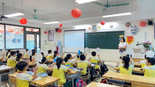 Bảng lương giáo viên 2026 biến động với cách tính mới đề xuất?
