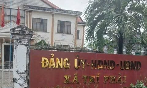 Lãnh đạo xã ở Cà Mau nói gì về việc cán bộ bị khởi tố vẫn được bố trí việc làm khi thành lập xã mới?