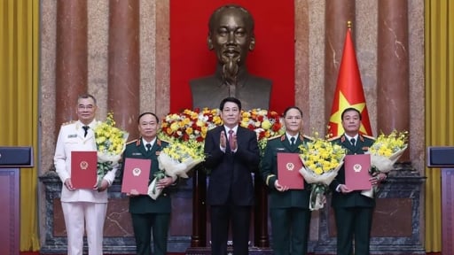Ông Tô Ân Xô, Trợ lý Tổng Bí thư được thăng hàm Thượng tướng