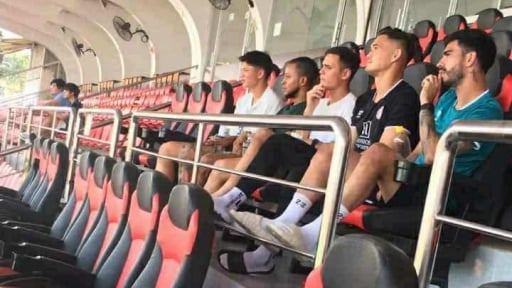 CLB Công an TP.HCM trao cơ hội cho “Tia chớp đen” người Jamaica?