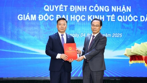 Tân Giám đốc Đại học Kinh tế Quốc dân sinh năm 1973 nói gì trong ngày nhận quyết định bổ nhiệm?