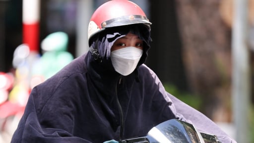 Chuyên gia khí tượng chỉ rõ nguyên nhân gây nắng nóng kỷ lục ở Bắc Bộ, nắng nóng ở Hà Nội bao giờ chấm dứt?