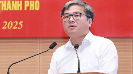 Phó Chủ tịch Hà Nội: Nghiêm cấm tình trạng lạm dụng yêu cầu bản sao chứng thực khi tiếp nhận hồ sơ