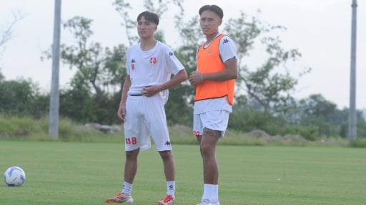 CLB Hải Phòng trao cơ hội cho cầu thủ Việt kiều Hà Lan
