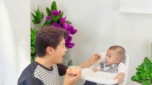 Nam diễn viên nổi tiếng một mình nuôi con nhỏ để lộ chuyện tình cảm bất ổn