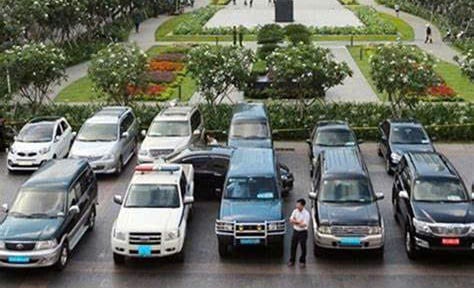 Siết xe công: Cục trưởng, Vụ trưởng và chức danh tương đương không còn được đưa đón tận nhà