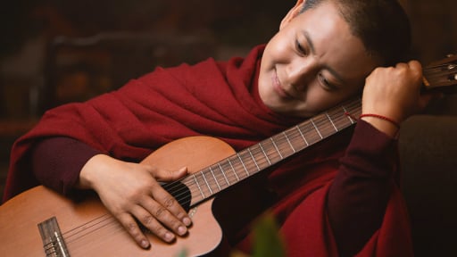 Âm nhạc mang theo những niệm lành