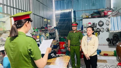 Tin tưởng chủ hụi gần 20 năm, hàng chục người dân Cà Mau mất trắng hơn 8 tỷ đồng