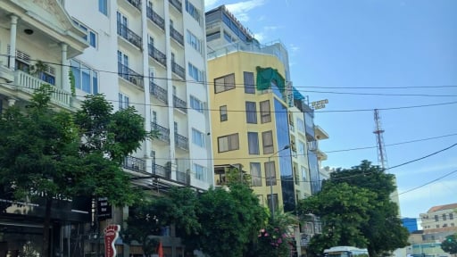 Đấu giá quyền sử dụng đất và nhiều công trình xây dựng không phép trên đất “vàng” ở Huế để thi hành án 