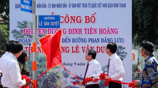 Đặt tên đường ở TP.HCM: Bất thường chồng chất lên… bất cập