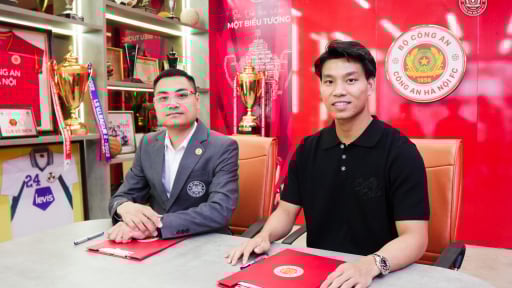 Tin chiều 10/8: Vì sao CLB CAHN gạch tên Vũ Văn Thanh?