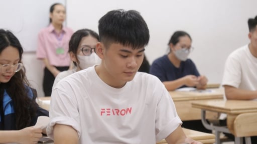 Lịch công bố điểm chuẩn đại học 2025 Trường Đại học Kinh tế - Kỹ thuật Công nghiệp và lưu ý cho thí sinh