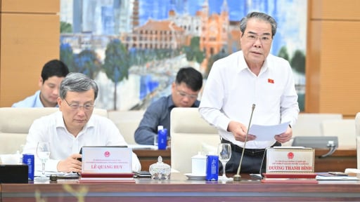 Cử tri và nhân dân đánh giá cao kết quả sắp xếp bộ máy, chính sách miễn giảm học phí