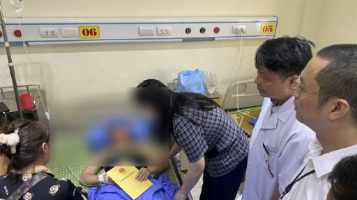 Khẩn trương xử lý kỷ luật Đảng với cán bộ vụ xe ô tô đâm vào đám đông khiến một cháu nhỏ tử vong