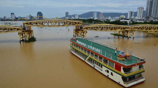 Bài 2: Sông Hàn đẹp vậy, vì sao du lịch đường thủy chưa hút khách như mong đợi?