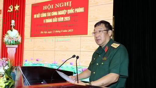 Ngành công nghiệp quốc phòng chế tạo thành công nhiều sản phẩm hiện đại như tên lửa phòng không tầm thấp, UAV