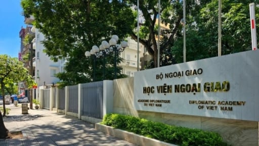Lịch công bố điểm chuẩn Học viện Ngoại giao 2025: Năm ngoái cao nhất 29,2 điểm, năm nay ra sao?