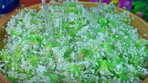 Loại rau báu vật mùa thu, hiếm thấy, hỗ trợ giấc ngủ, chống lại ung thư, làm món này đẹp mắt, ngon miệng