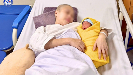 Hiếm gặp: Sản phụ phát hiện ung thư cổ tử cung khi mang thai 22 tuần, sinh con thành công 