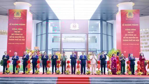 Tổng Bí thư Tô Lâm, nguyên Thủ tướng Nguyễn Tấn Dũng dự Lễ khánh thành trụ sở mới của Bộ Công an tại Hà Nội