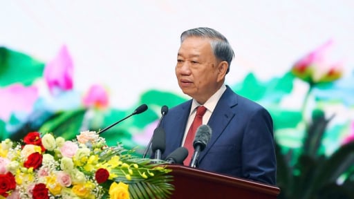 Tổng Bí thư: Cả Quân đội và Công an đều được tổ chức lại theo hướng tinh, gọn, mạnh