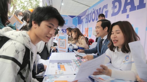 Lịch công bố điểm chuẩn Trường Đại học Thương mại: Dự đoán điểm chuẩn đại học năm 2025
