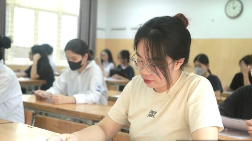 Tra cứu điểm chuẩn đại học 2025 theo cách nào nhanh nhất, chính xác nhất?