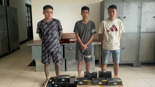 Trộm 138 máy tính ở sân bay Nội Bài, 3 thanh niên ở Hà Nội bị khởi tố