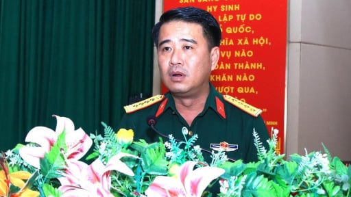 Phó Thủ tướng Thường trực ký quyết định bổ nhiệm Phó Tư lệnh Quân khu 7