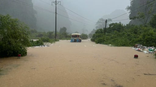 Mưa lớn kéo dài, nhiều thôn tại xã Hữu Liên, tỉnh Lạng Sơn bị cô lập hoàn toàn