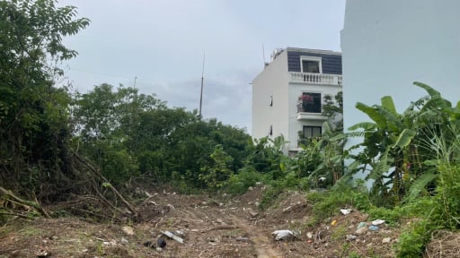 Người dân bất an trước thông tin đất sát khu dân cư sẽ “biến thành nghĩa trang” ở xã Bình Minh (Hà Nội)