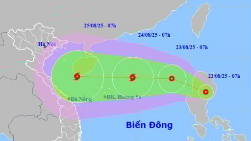 NÓNG: Vùng áp thấp đã mạnh lên thành áp thấp nhiệt đới, di chuyển nhanh, khả năng thành bão số 5