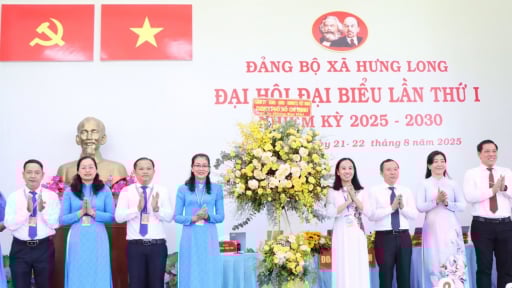 Phó Chủ tịch Hội Nông dân TP.HCM làm Bí thư xã Hưng Long